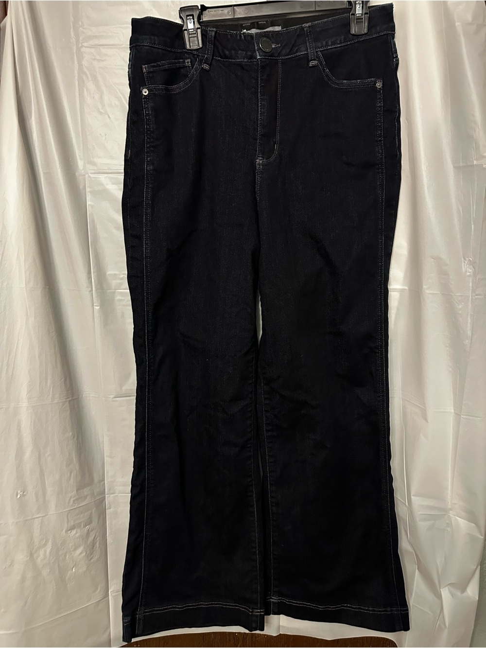 Wit & Wisdom wide leg jeans. Women’s size 14